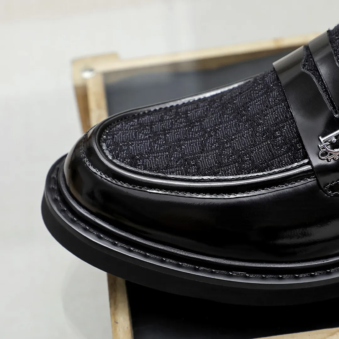 Men's shoes 💰520🕷️🕷️[Dior] Dior's new casual men's shoes are launched in Hong Kong counters. Official website 1:1 production. Italian woven cowhide + water-dyed 🐂 leather lining. Designed by European and American masters. Perfect shape to create counter quality, solid color rubber wear-resistant outsole and classic dazzling toe! Super versatile and very comfortable. High-end without losing taste, fashionable and novel! ! Absolute focus! 8 colors available! Code number 38-45……